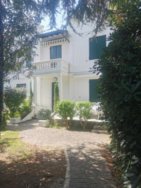 Villa Eche-Pherdea
